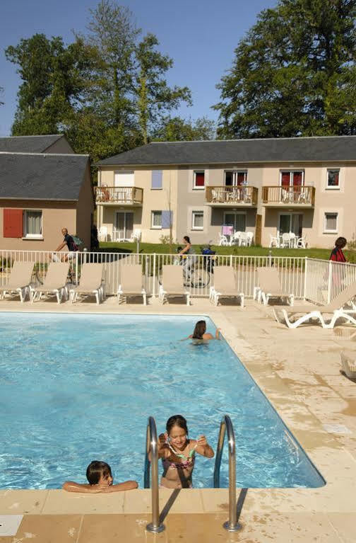 Residence Odalys Le Hameau Du Lac Rignac  Exterior foto