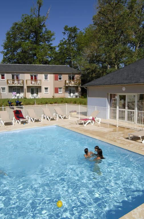 Residence Odalys Le Hameau Du Lac Rignac  Exterior foto