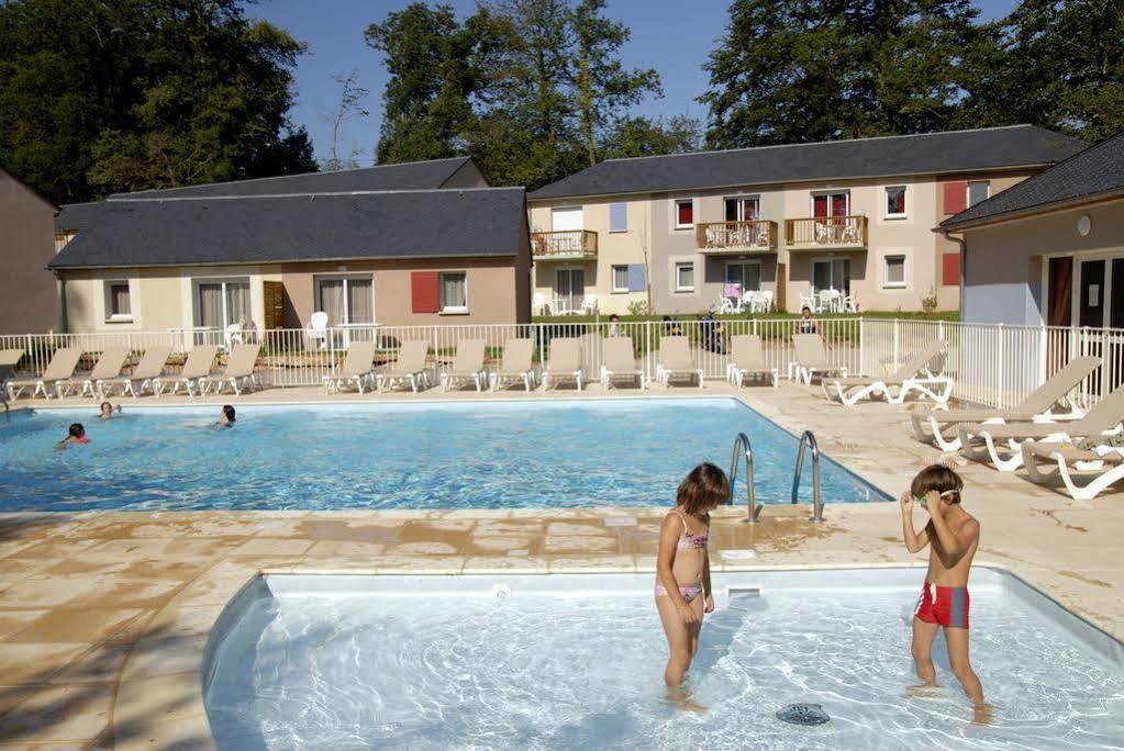 Residence Odalys Le Hameau Du Lac Rignac  Exterior foto